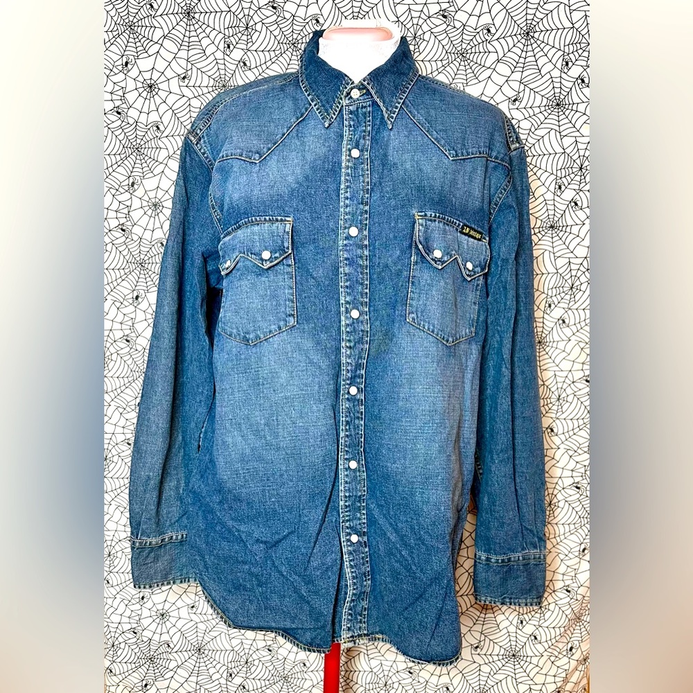 Lucky Brand Vintage Dark Indigo Blue Pearl Snap
Denim Shirt